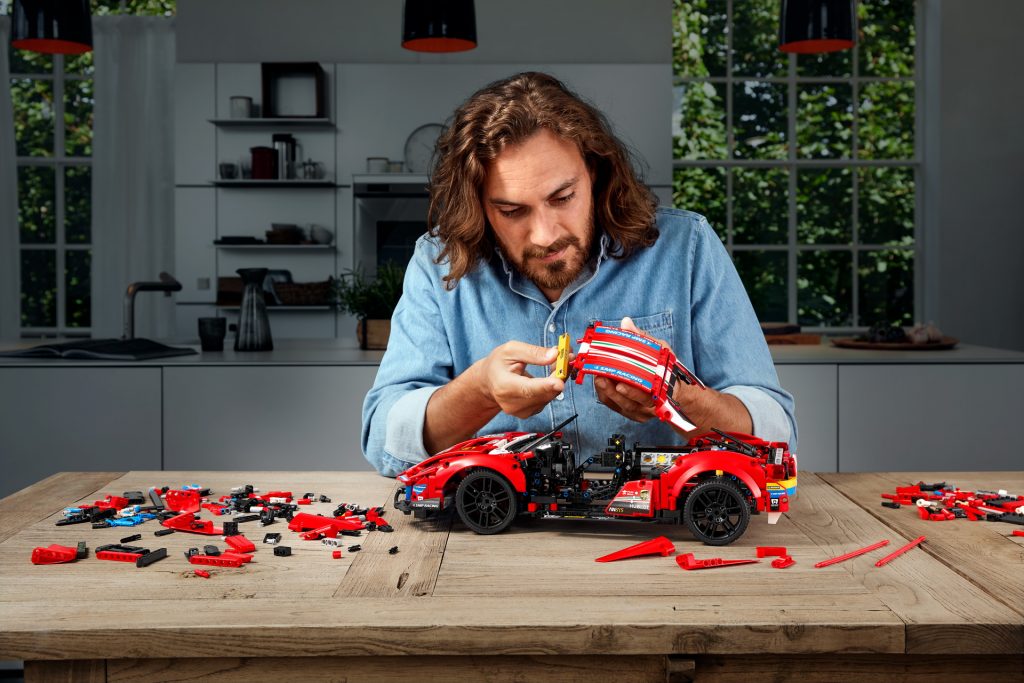 First Ever LEGO Technic Ferrari Is A $169.99 Miniature 488 GTE For Your ...