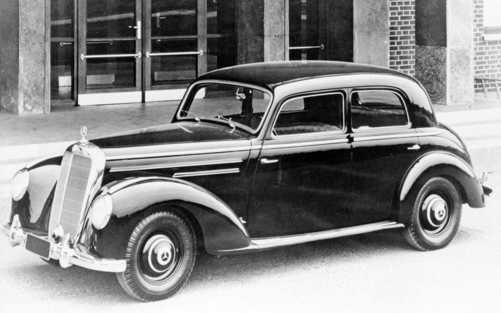 Mercedes-Benz S-Class: At The Forefront Of Innovation Since 1951 ...