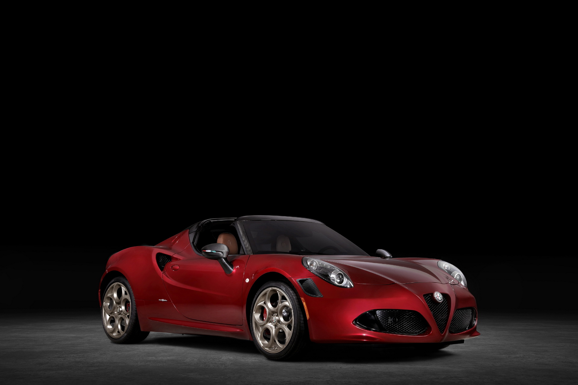 Video - Alfa Romeo 4C Spider 33 Stradale Tributo Edition