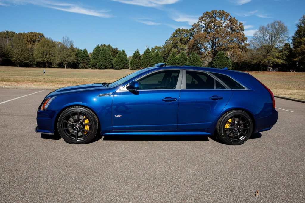 2012 Cadillac CTS-V Wagon Will Knock Your Socks Off And Also Do The ...