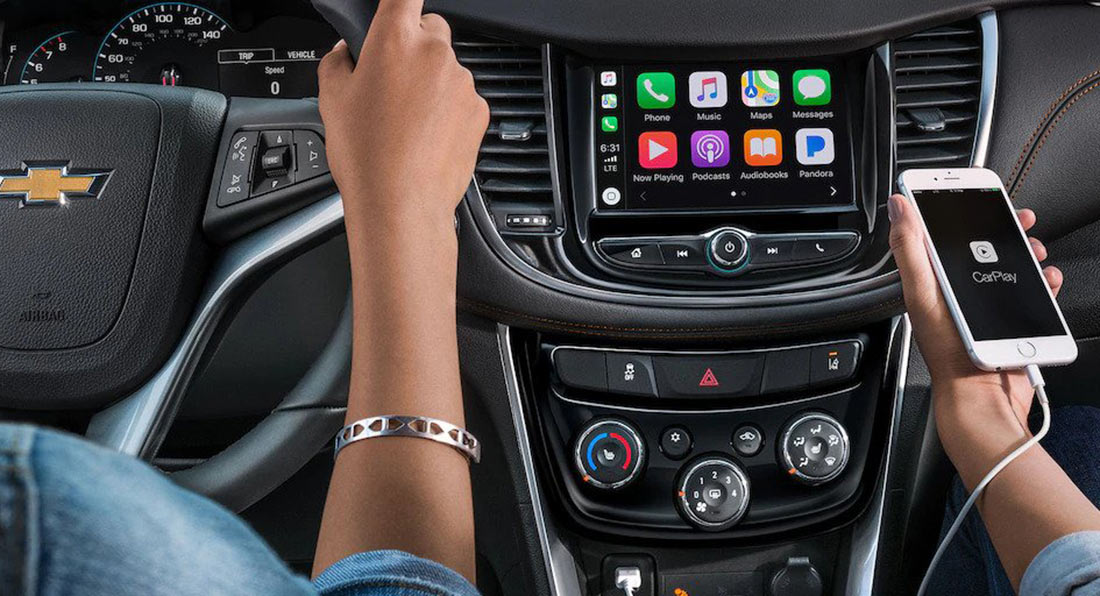 Chevrolet offers Android Auto and Apple CarPlay