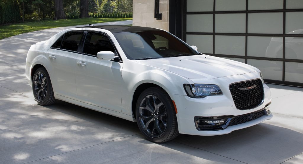  Chrysler 300 SRT Apparently Reaches The End Of The Line In Australia