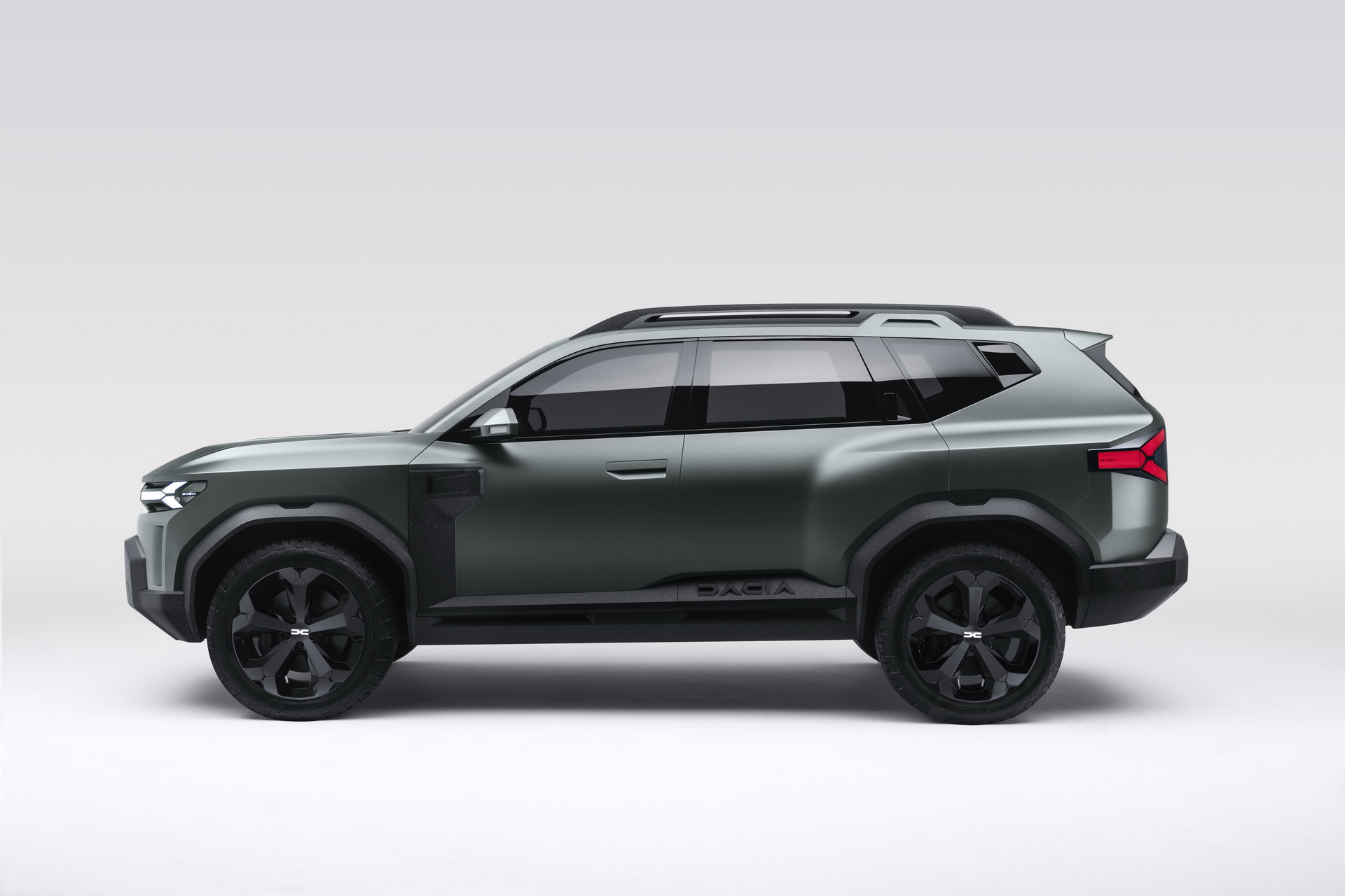 Bigster Concept Previews Dacia’s New Flagship SUV Coming In 2025 ...