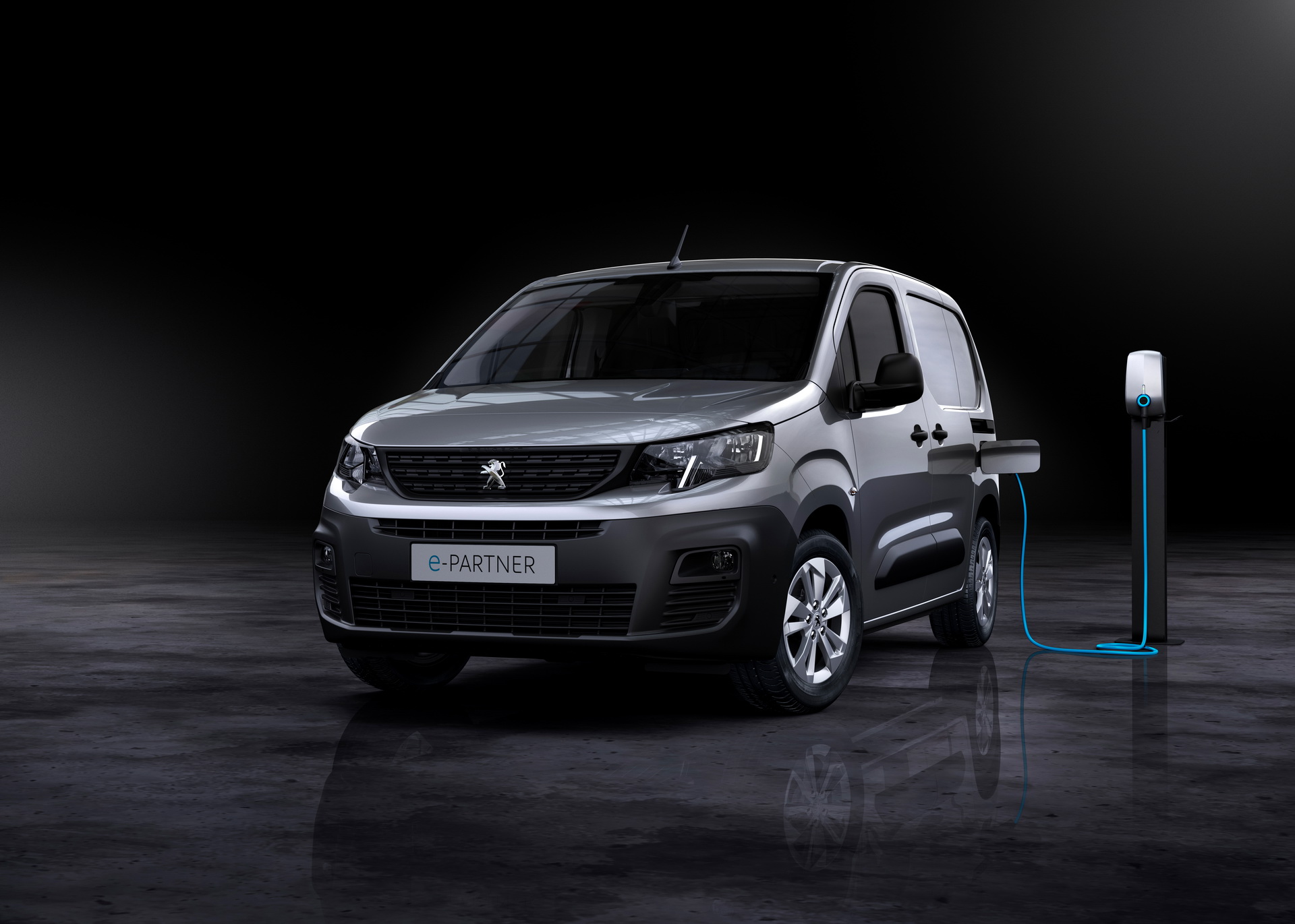 Peugeot Rifter 2024: el león aventurero se ofrece con motores Diesel, de  gasolina y eléctrico