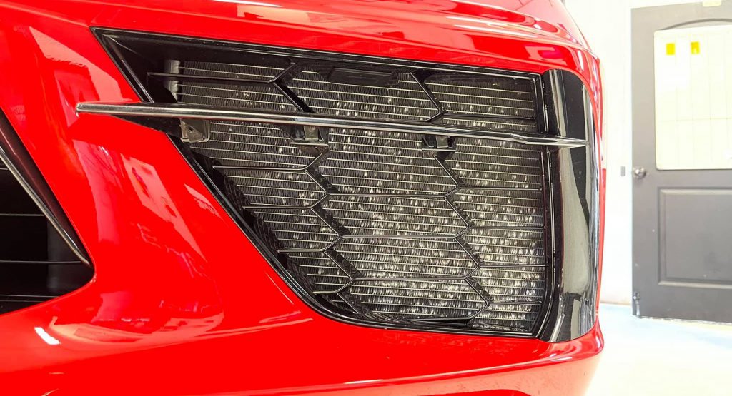  Some C8 Corvette Owners Are Experiencing Condenser Damage