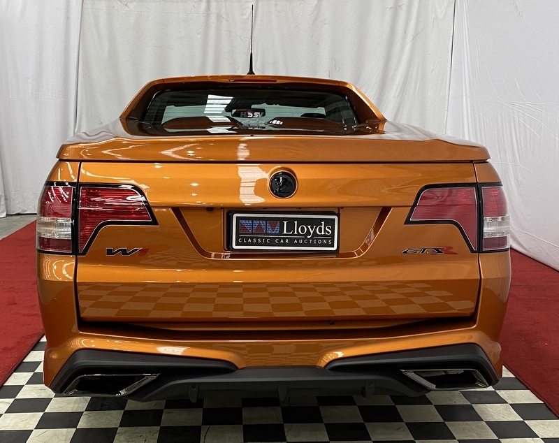 636 Hp Hsv Gtsr W1 Maloo Ute To Sell For Over 500 000 In Australia Carscoops