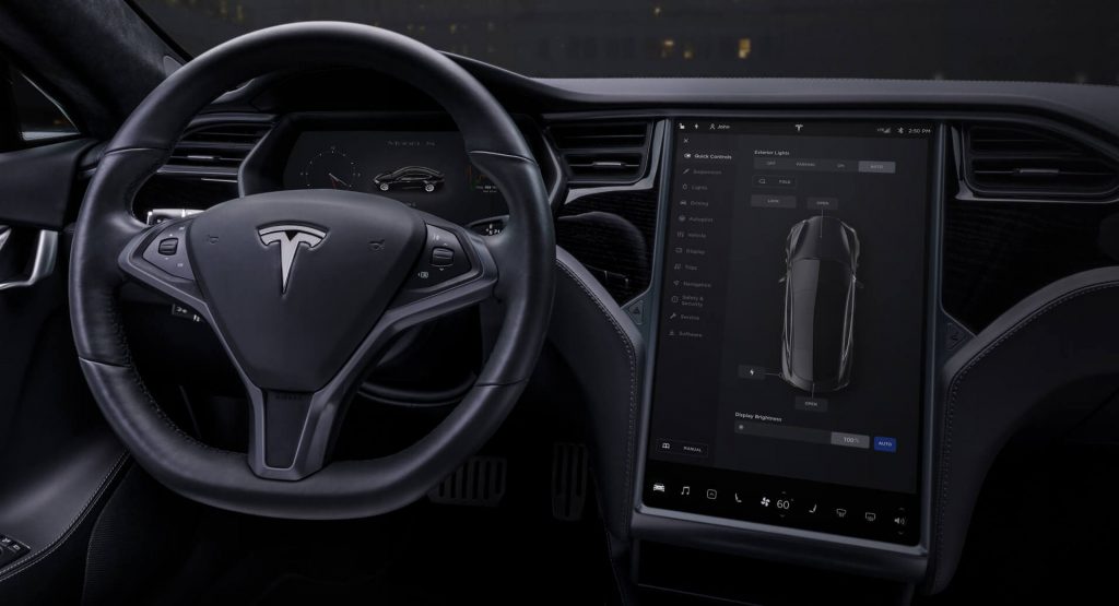  NHTSA Wants Tesla To Recall 158,000 Cars Over Failing Display Screens