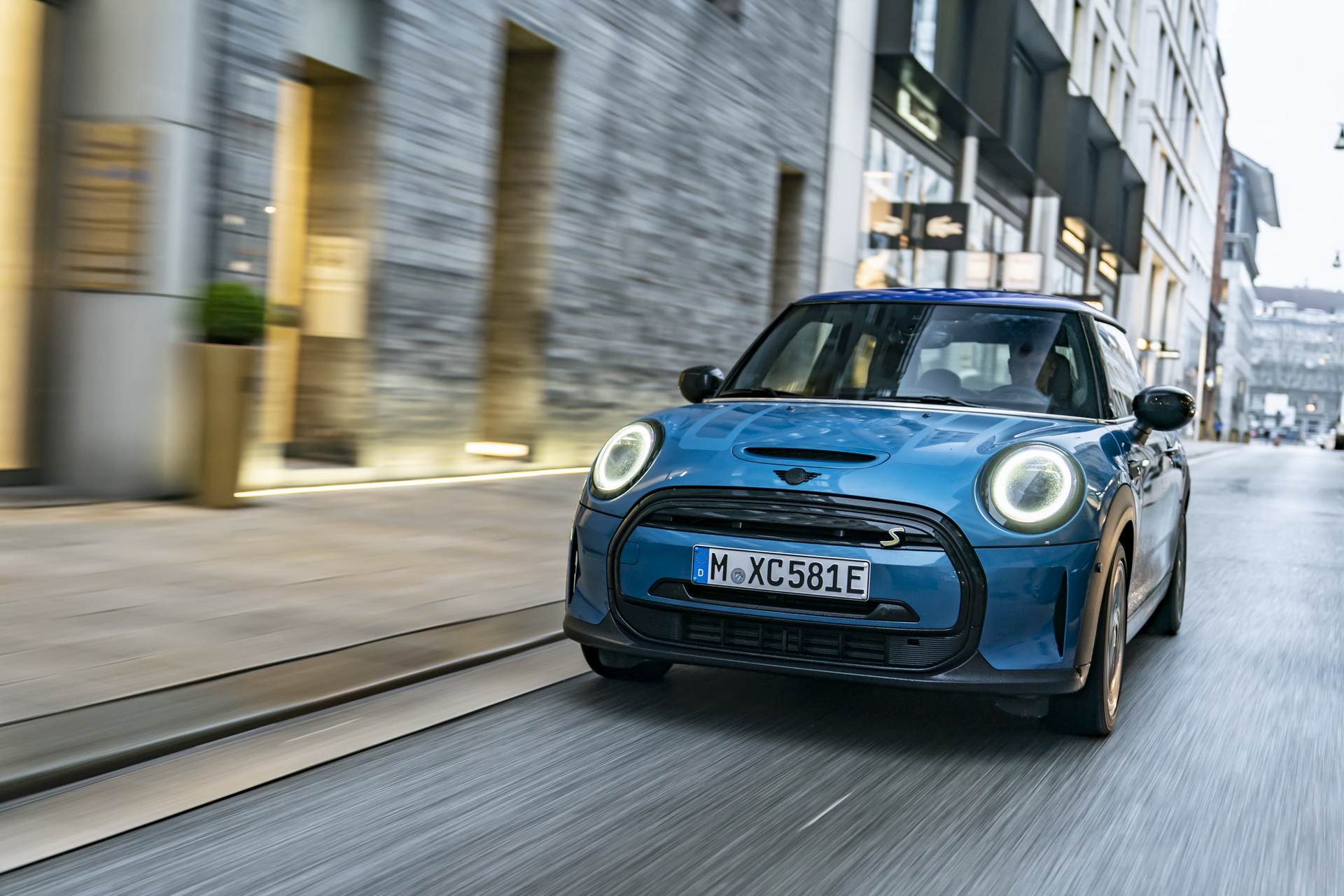 MINI’s Electric Cooper SE Gains Fancy ‘Collection’ Edition With A ...