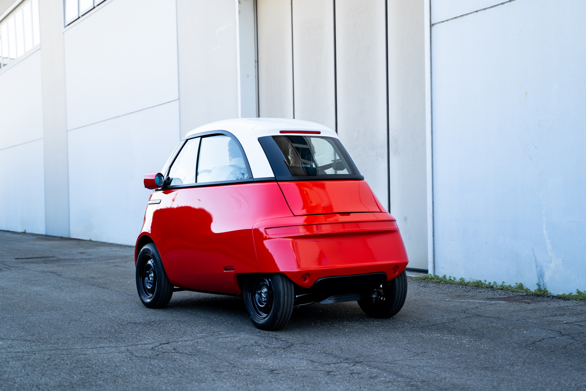 Электромобиль Microlino 2.0. Микрокары. Ono Electro Microcar Berlin. Microlino e-car.