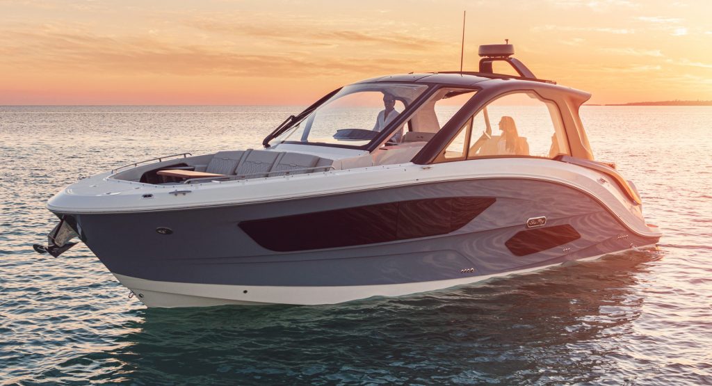  The Ultimate Boating Machine? BMW Designworks And Sea Ray Introduce New Sundancer 370 Outboard