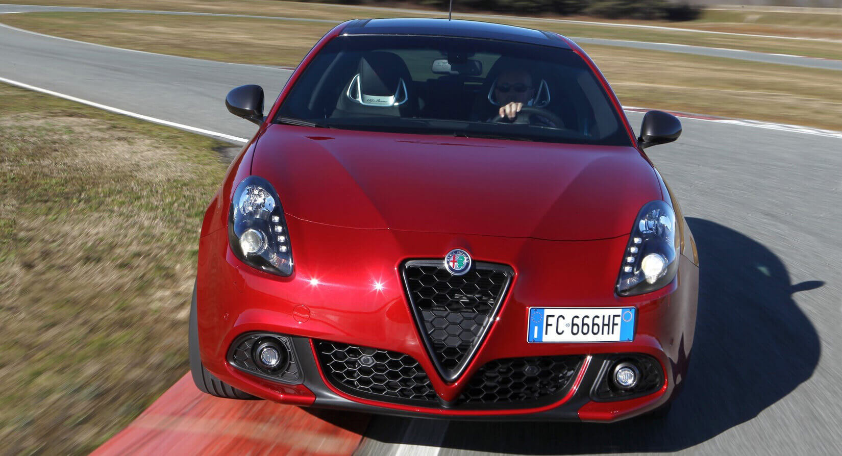 Alfa Romeo Mexico Debuts High Performance Giulietta Veloce Model: -  MoparInsiders