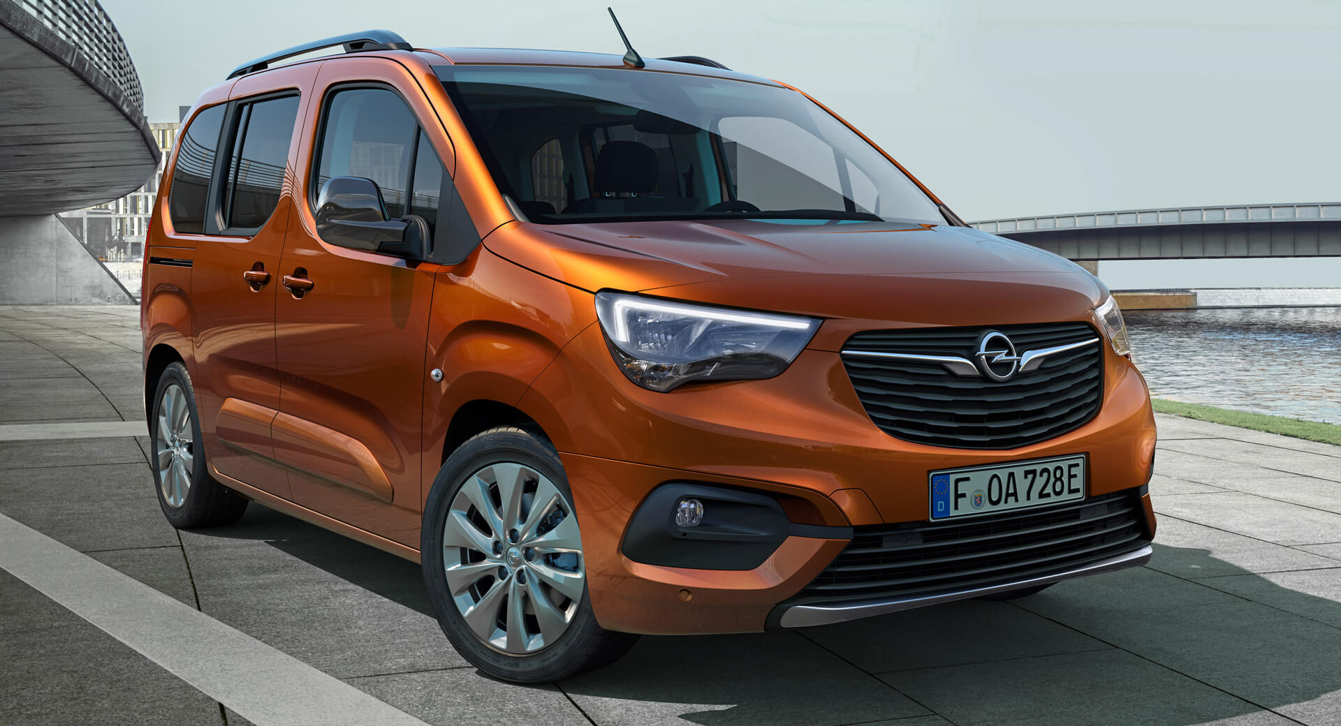ondersteboven Isoleren erotisch 2021 Opel Combo-e Life Electric MPV Unveiled With A Driving Range Of Up To  174 Miles | Carscoops