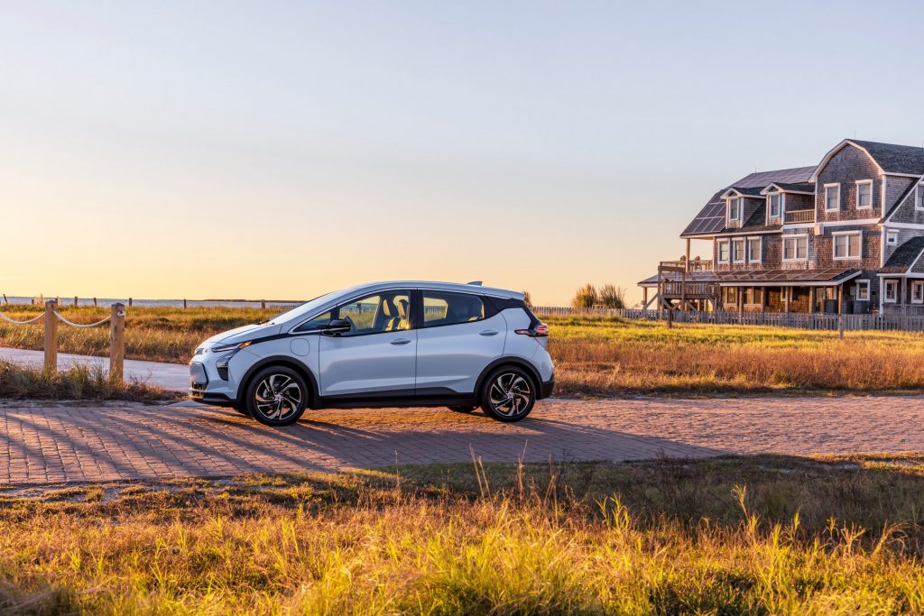 The 2022 Chevrolet Bolt And Bolt Euv Combine Bold Styling With Up To