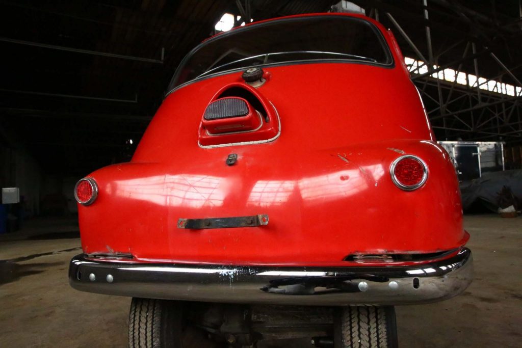 The BMW Isetta Remains One Of The Most Intriguing Cars Ever Created ...