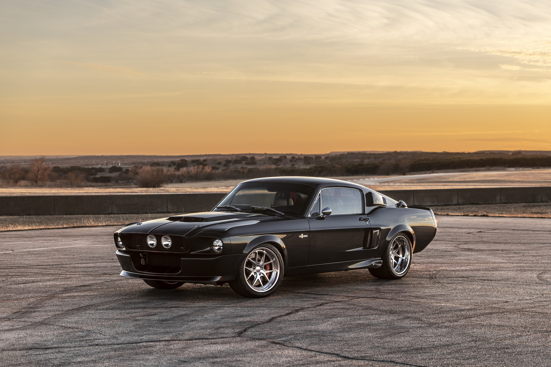 Classic Recreations' Shelby Mustang GT500 CR Is An 810 HP Carbon Fiber ...