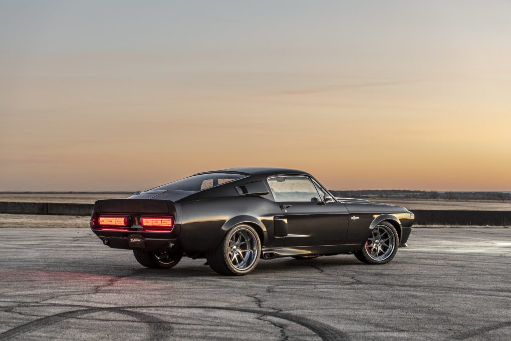 Classic Recreations’ Shelby Mustang GT500 CR Is An 810 HP Carbon Fiber ...