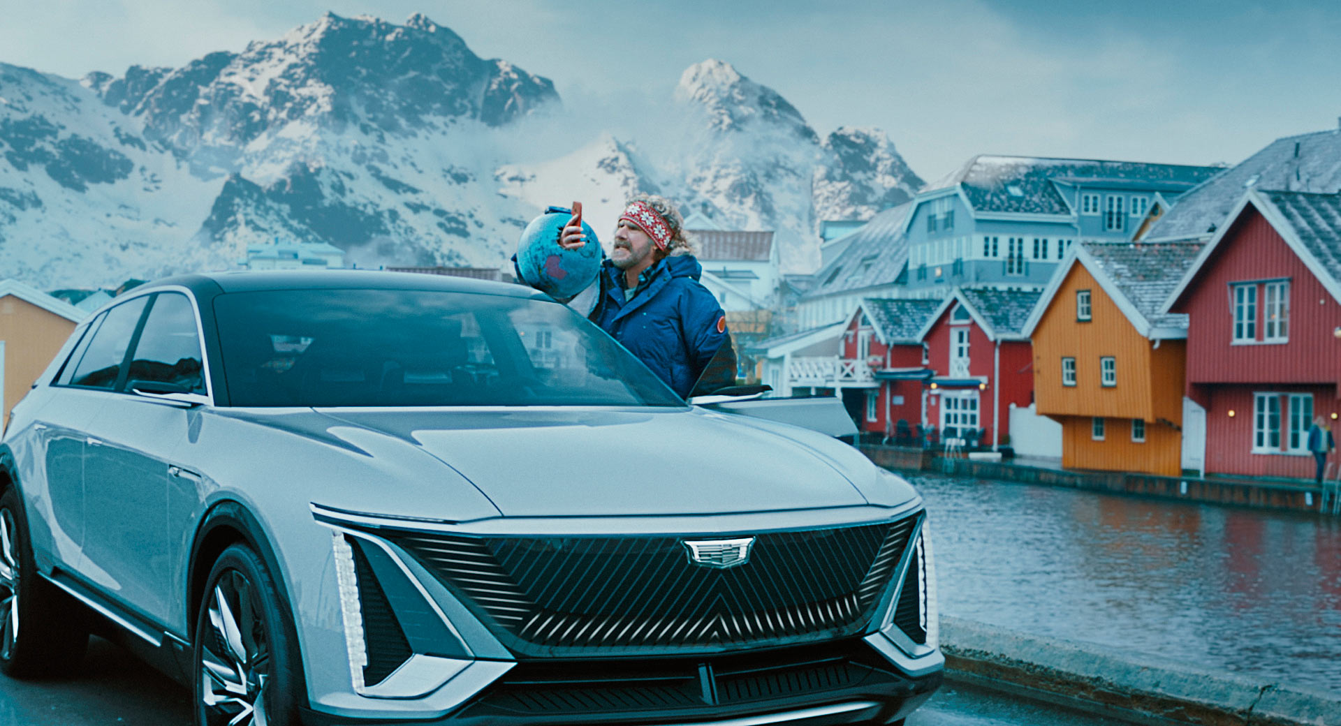 Cadillac Lyriq, GMC Hummer EV And Will Ferrell Star In GM’s Super Bowl