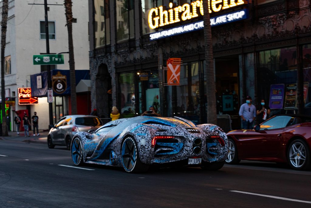 Hyperion XP-1 Prototype Looks Even More Alien On The Streets Of LA ...