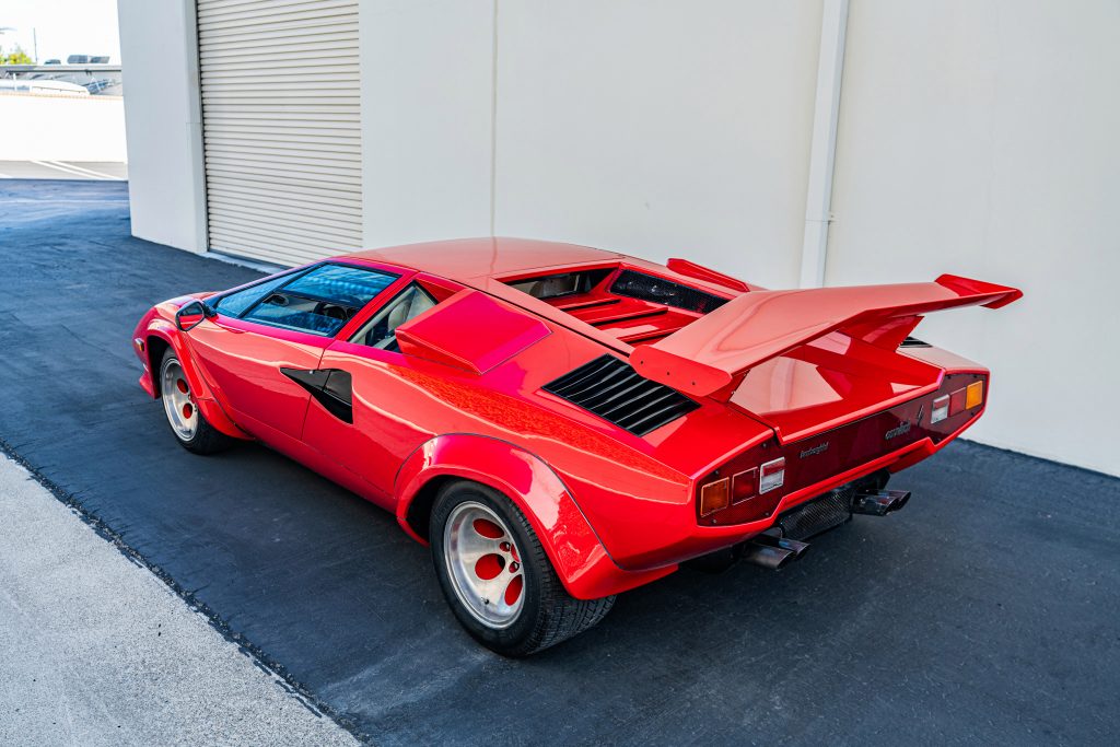 1982 Lamborghini Countach LP400 S Is The Epitome Of What Supercars Are ...