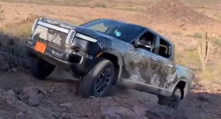 Rivian R1T Archives Carscoops