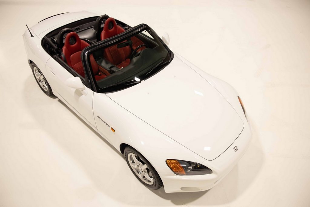 Ap1 S2k red interior on white :) mm good., Yeah I know edit…