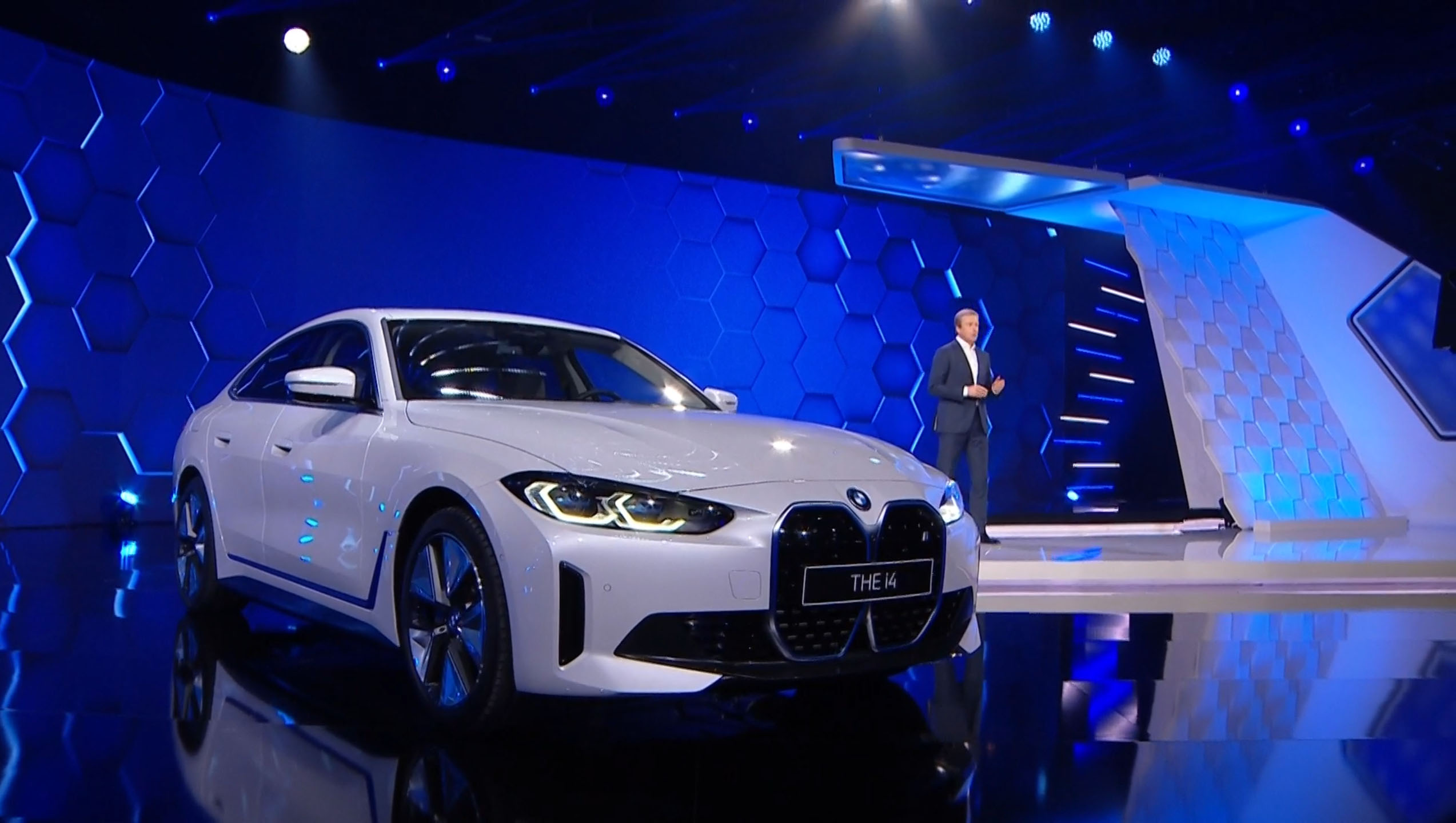 New BMW i4 Electric Sedan Coming For Tesla Model 3 With Up To 523HP And ...