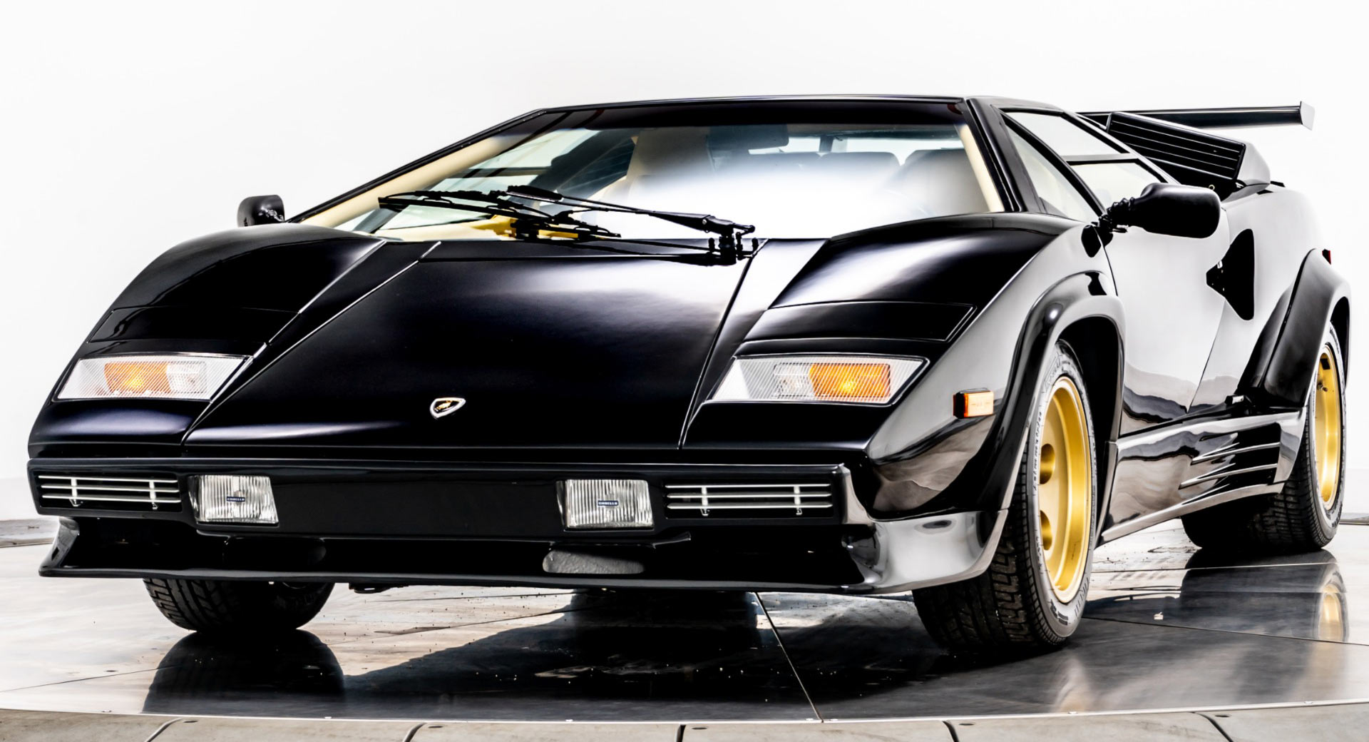 Rich '80s Kids, Succumb To Your Midlife Crisis With This Lamborghini  Countach 5000 QV | Carscoops