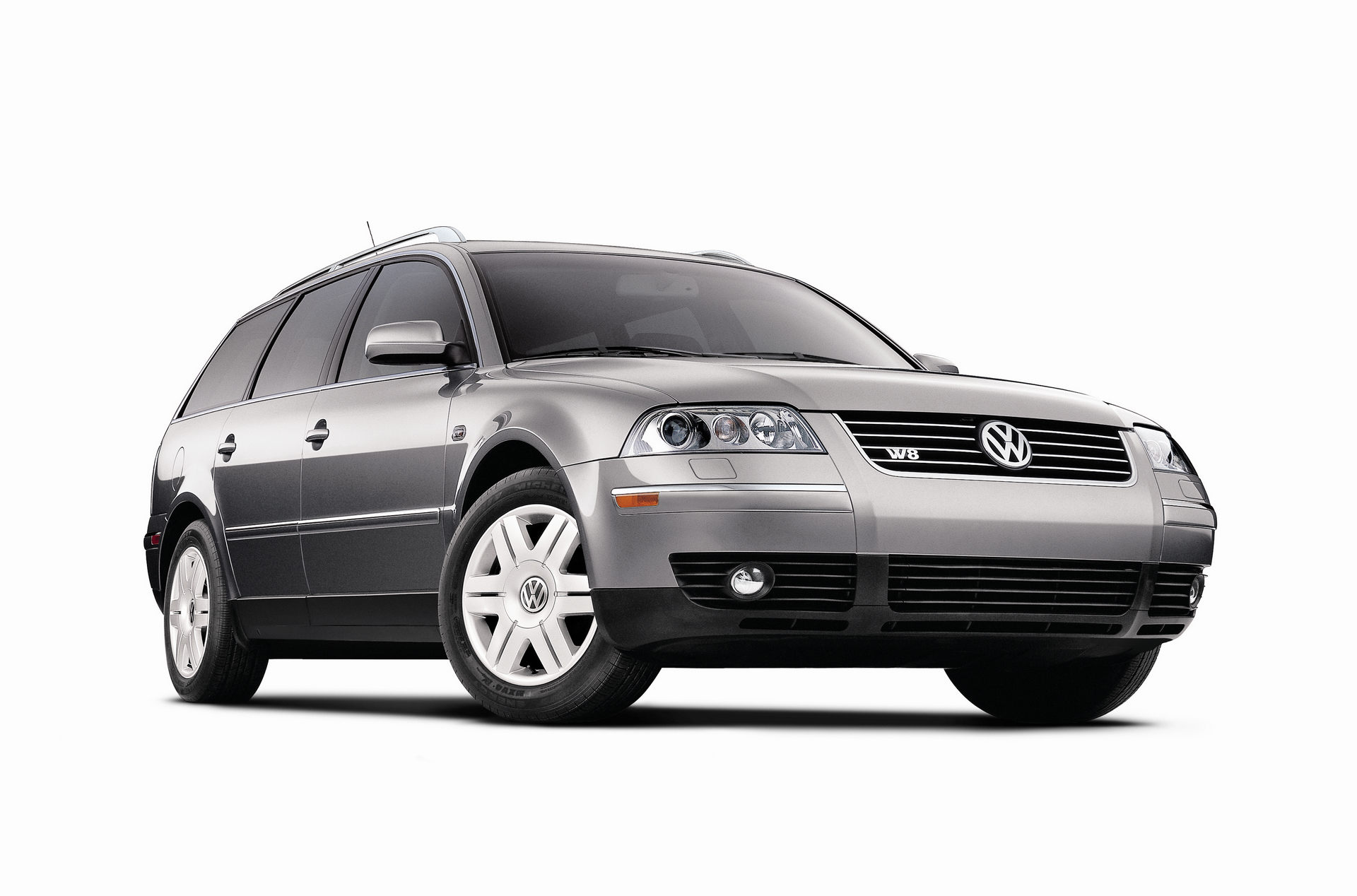 The Volkswagen Passat W8 Was A 275 Hp Family Sedan With A Rather Unusual Engine Carscoops