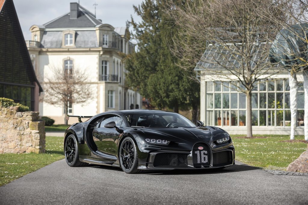 Bugatti Chiron Production Reaches 300, Milestone Car Is A Black Pur ...