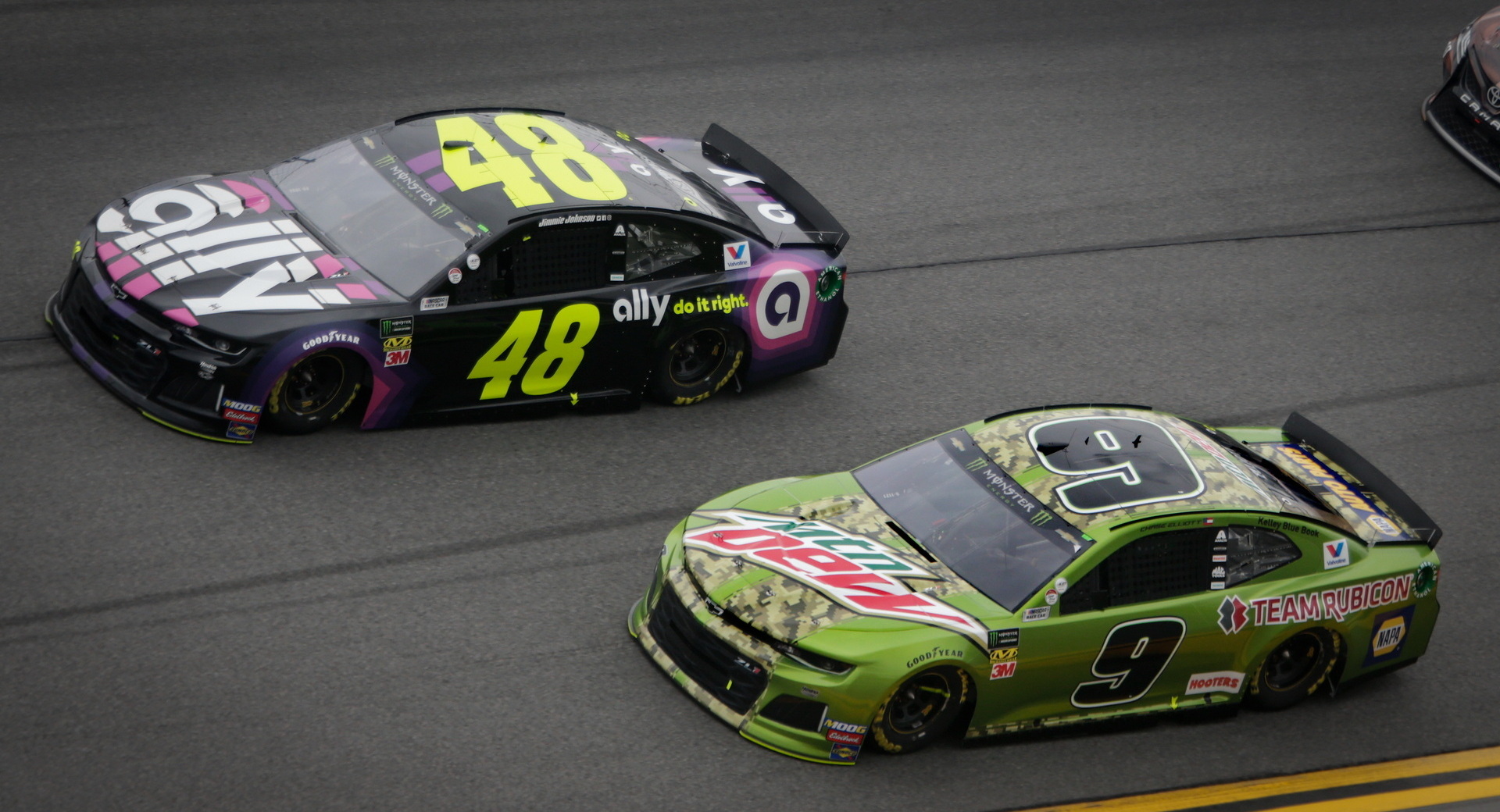 Nascar Testing Rain Tires On Short Oval To See If It Could Run In The Wet Carscoops