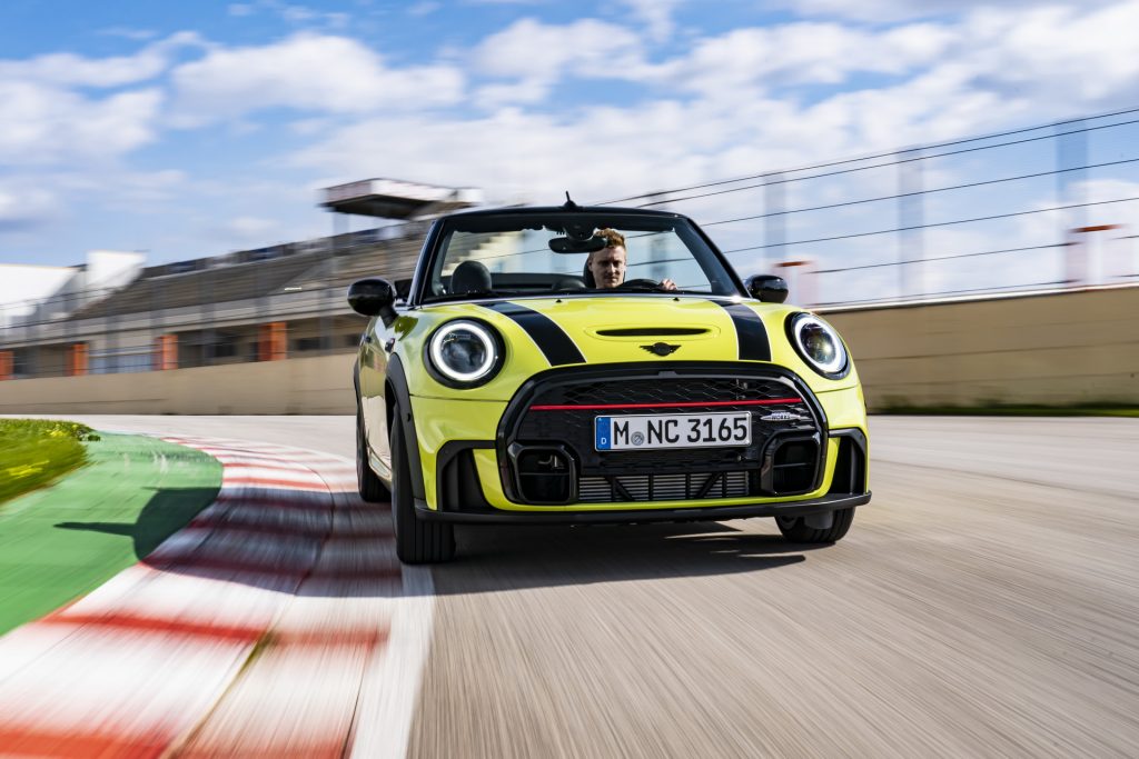 MINI’s Facelifted JCW Hot Hatch And Convertible Detailed In New Gallery ...