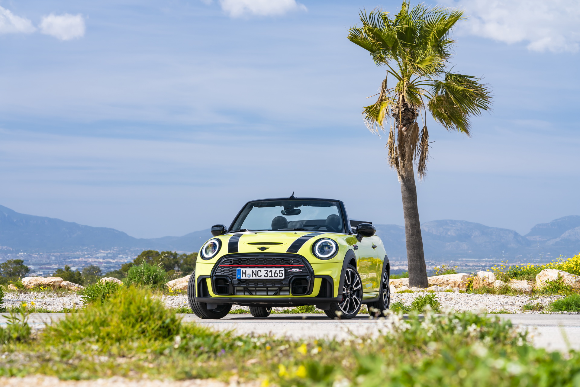 MINI’s Facelifted JCW Hot Hatch And Convertible Detailed In New Gallery