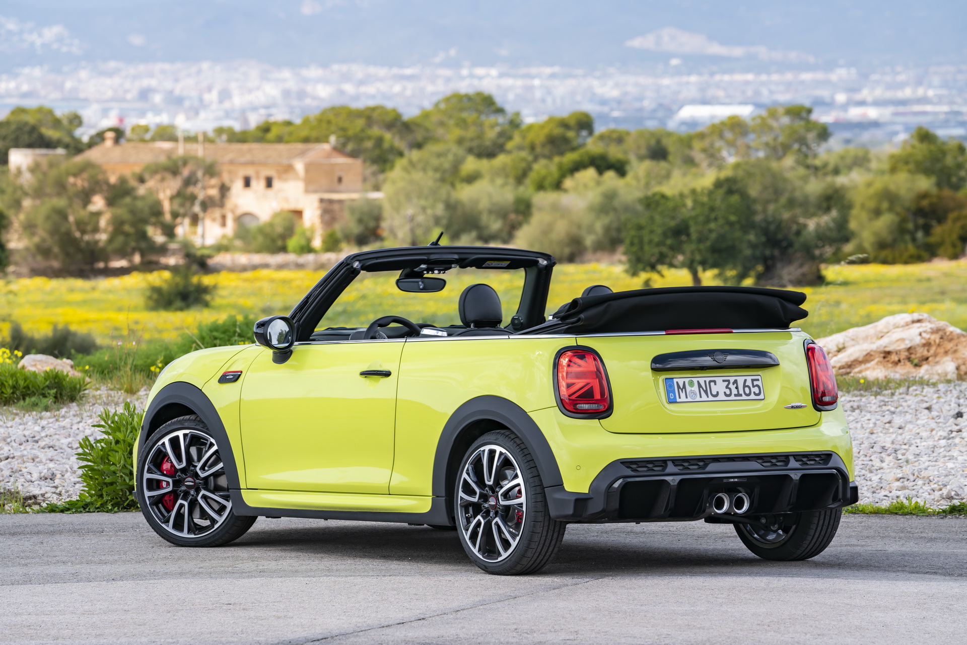 MINI’s Facelifted JCW Hot Hatch And Convertible Detailed In New Gallery ...