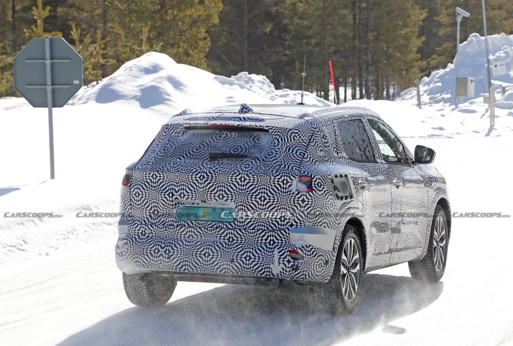 2022 Renault Kadjar Spotted In The Cold Hiding Most Of Its Secrets ...