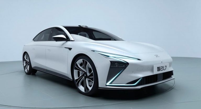 Zhiji L7 Is An Electric Sports Sedan From China With Wireless Charging ...