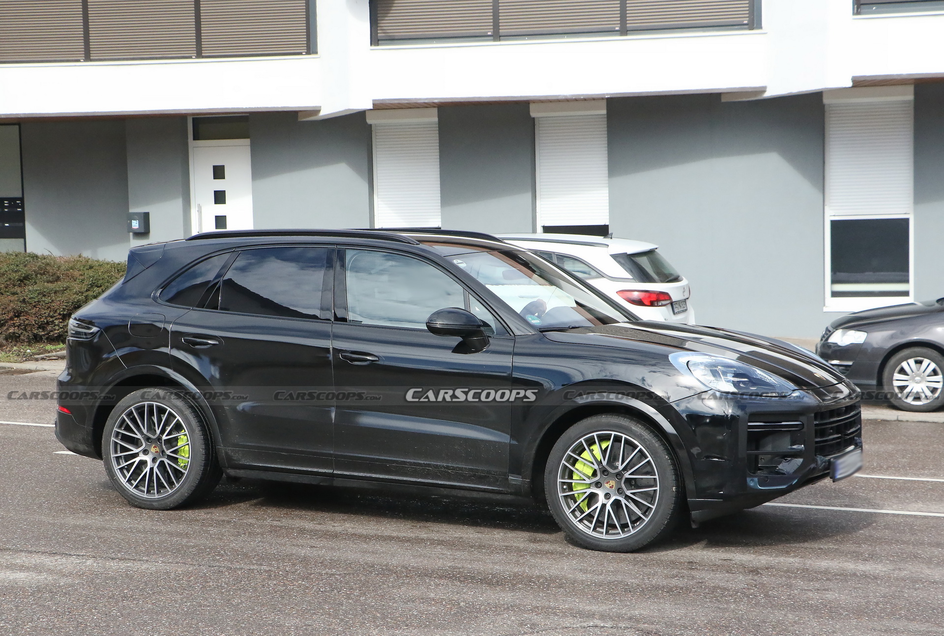 Новый porsche cayenne 2023