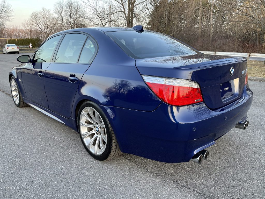 Low-Mileage 2008 BMW M5 Has An Intoxicating Naturally Aspirated V10