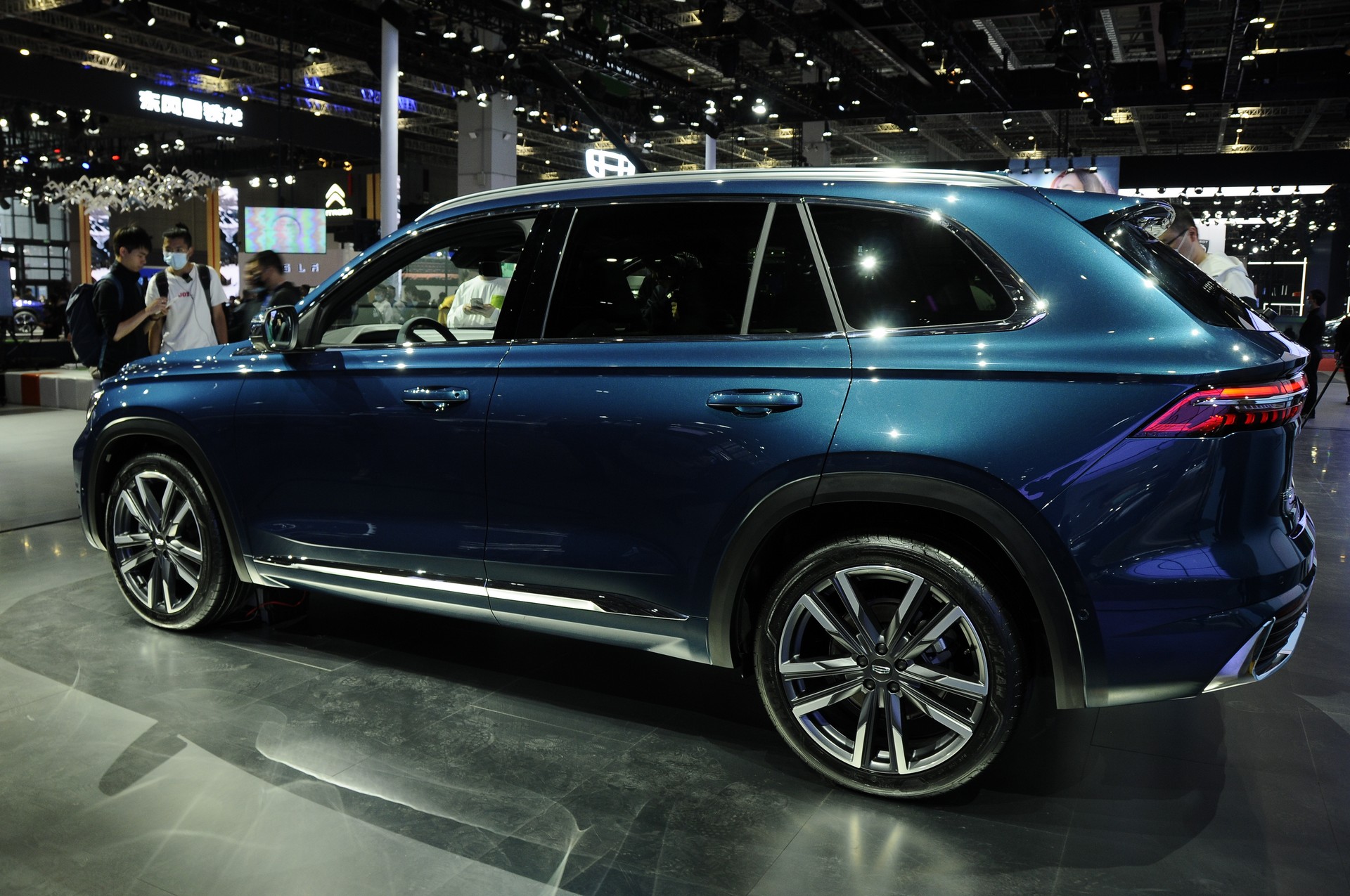 Geely's Xingyue L Is A Luxury Crossover Based On The CMA Platform ...