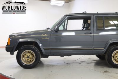 This 1988 Jeep Cherokee Limited Two-door Is $14,900 Well Spent 