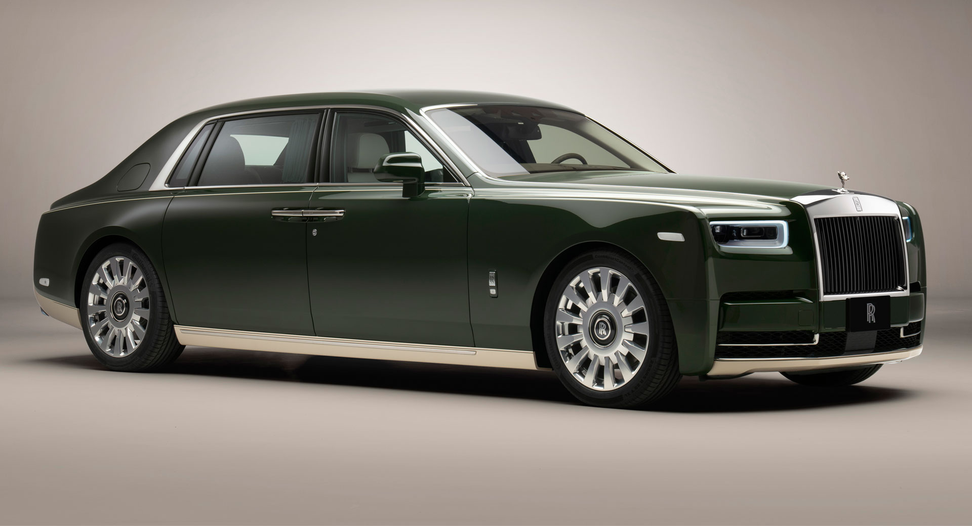 A Japanese Billionaire Commissioned This One-Off Hermes x Rolls-Royce ...