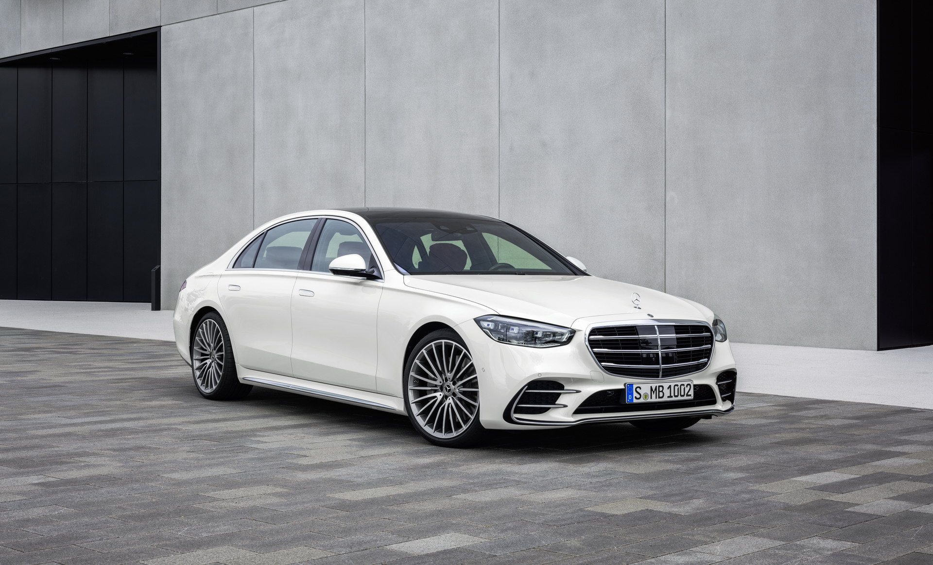 New S580 L 4Matic And Maybach S680 Join The Mercedes SClass Range In