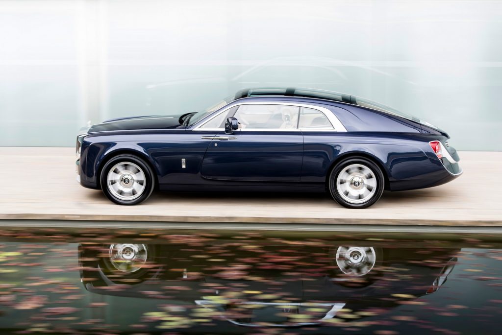 Petrolhead Corner - Rolls Royce Returns to Coachbuild with the