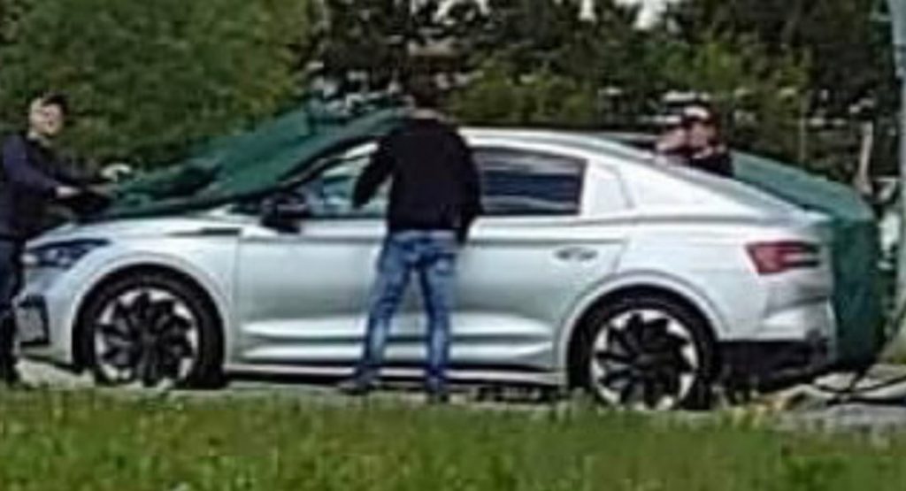  This Is The Skoda Enyaq iV Coupe Before You’re Meant To See It