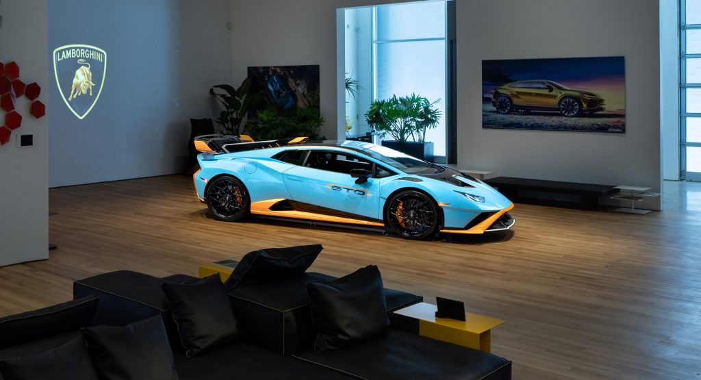  Lamborghini Opens NYC Private VIP Lounge, Celebrates Local Debut Of The Huracan STO