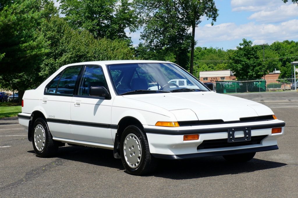 This 22k-Mile Acura Integra RS Is A True ’80s Time Capsule | Carscoops