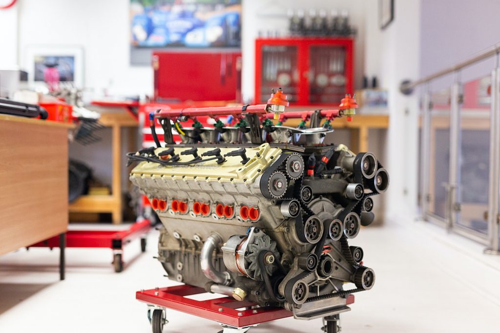 Recreate Alfa Romeo’s Incredible 164 Pro-Car With This 3.5L Alfa V10 F1 ...