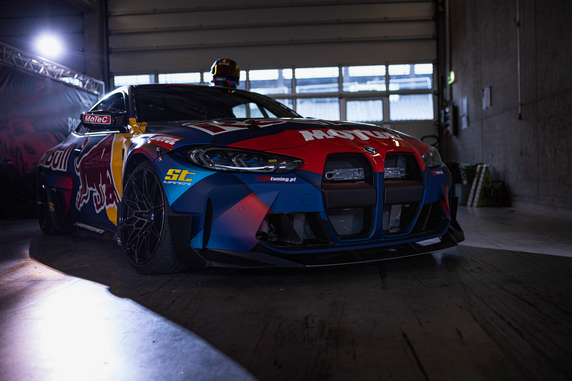 Bmw M And The Red Bull Driftbrothers Unveil 1050 Hp M4 Drift Cars Carscoops 