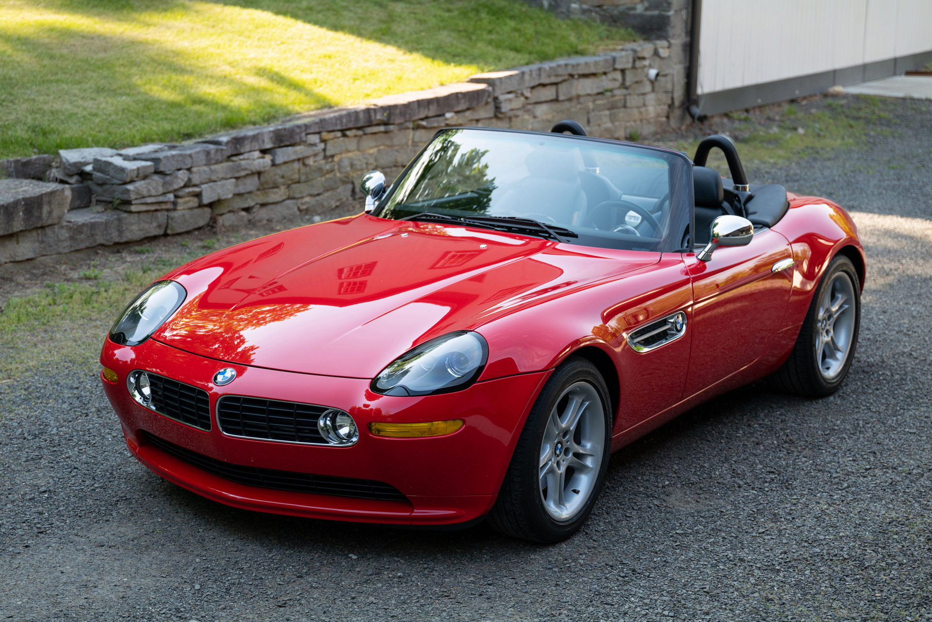 who-wouldn-t-love-to-own-this-bright-red-bmw-z8-carscoops