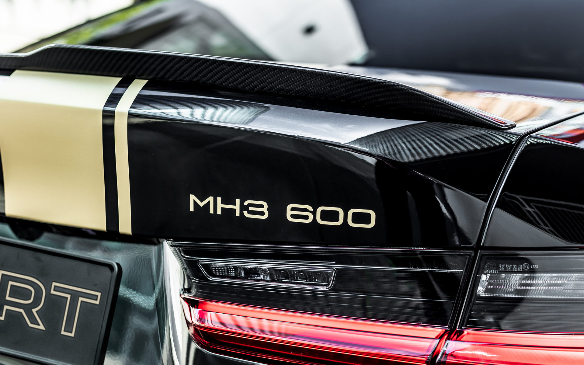 Manhart’s MH3 600 Is A BMW M3 Competition With A Lick Of Gold And 626 ...