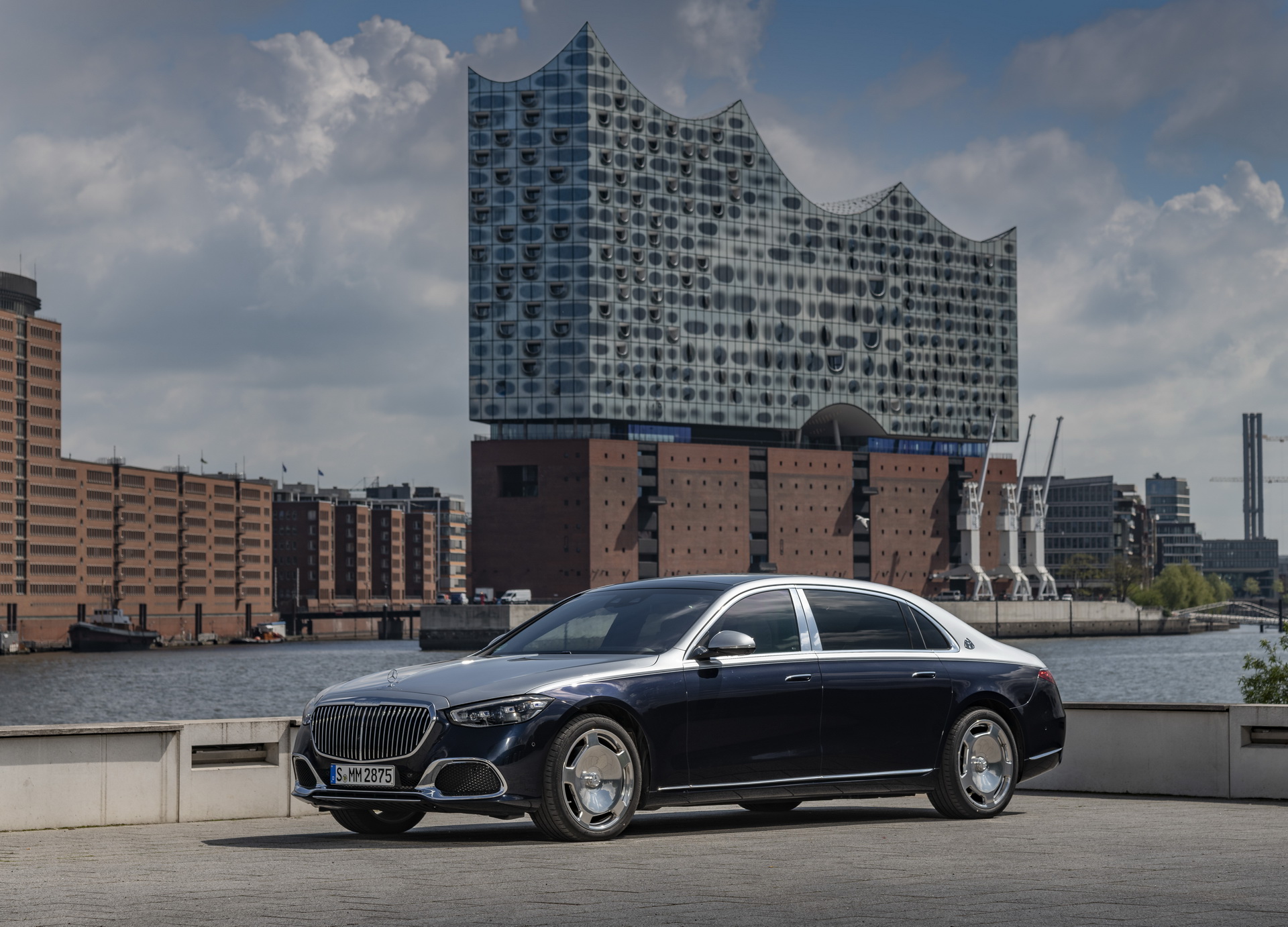 Maybach s680 v12